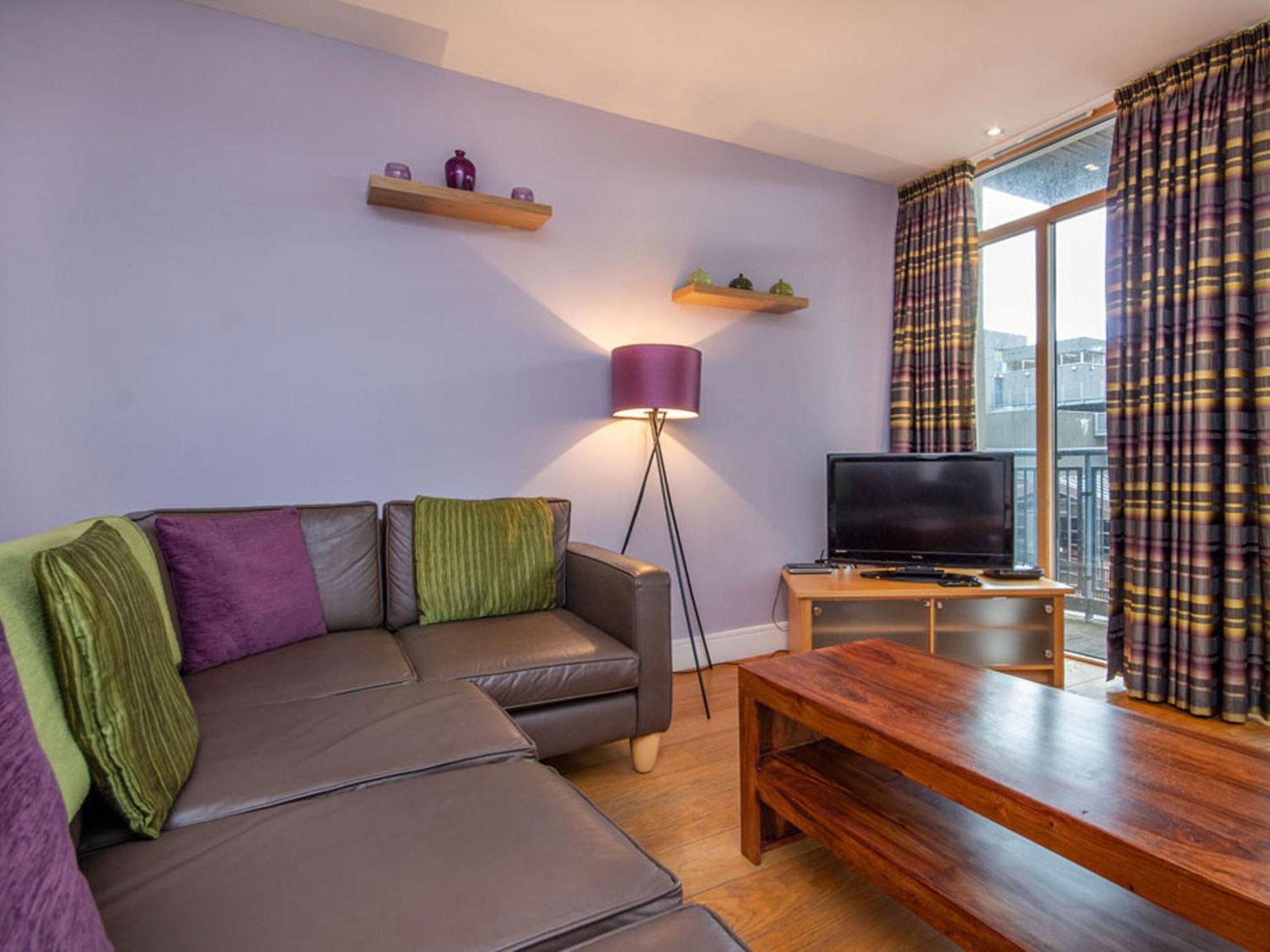 206 By The Bridge Apartment Инвернесс Экстерьер фото